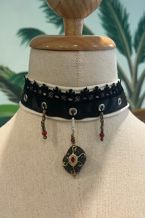 LUCY Choker