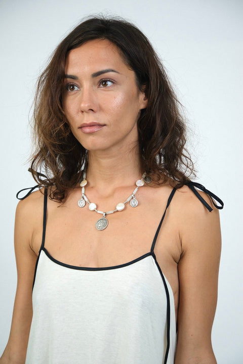 WHITE WISDOM Necklace